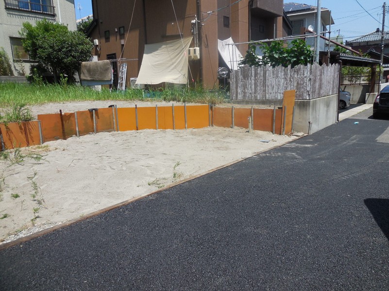 クリックで写真を表示:物件番号:T1250771/居住用/土地/更地/新潟県新潟市東区/756万円/東山の下小学校/藤見中学校/高台で藤見中学校至近。赤道ショピングセンターまで約570m。 物件番号:T1250771/居住用/土地/更地/新潟県新潟市東区/756万円/東山の下小学校/藤見中学校/高台で藤見中学校至近。赤道ショピングセンターまで約570m。